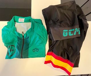 Conjunto Ciclismo Celer Engobe GCM Verde