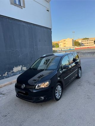 Volkswagen Touran 2011