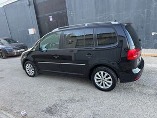 Volkswagen Touran 2011