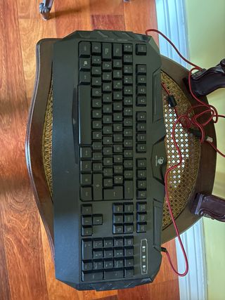 Teclado gaming de DEEP GAMING y ratón de NEWSKILL