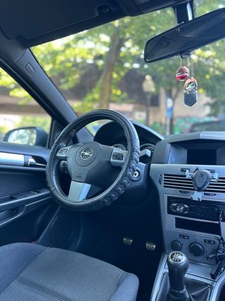 Opel Astra 2007