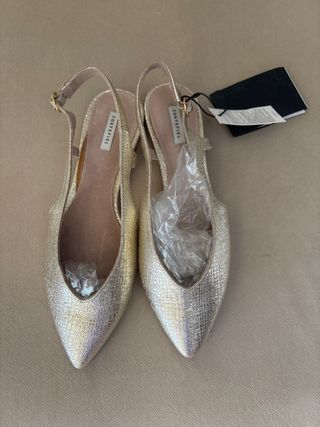 Zapatos de fiesta dorados y plateados Cortefiel
