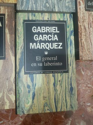 Colección de libros Autores de la Lengua Española