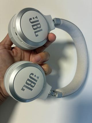 JBL Live 670NC Auriculares Inalámbricos Blancos