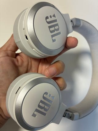 JBL Live 670NC Auriculares Inalámbricos Blancos