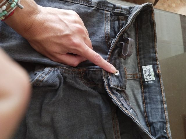 Dos Jeans grises de niño talla 10