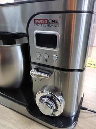 Amasadora Swiss Zinedine 9L con pantalla LCD