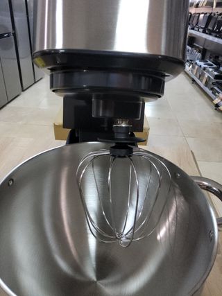 Amasadora Swiss Zinedine 9L con pantalla LCD