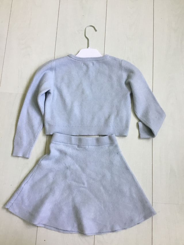 Conjunto punto niña mariposas azul 5-6 años