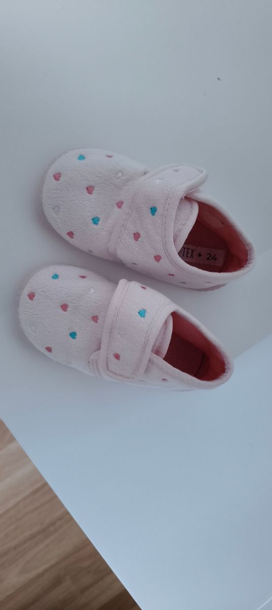 Zapatillas casa niña T.24