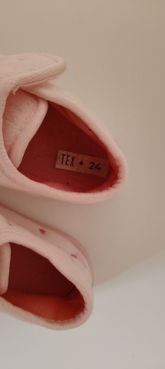 Zapatillas casa niña T.24