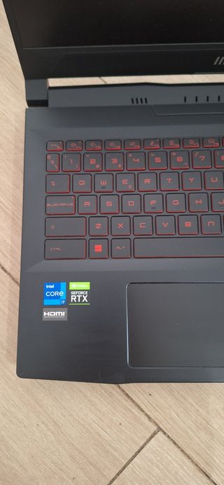 Portátil MSI KATANA
