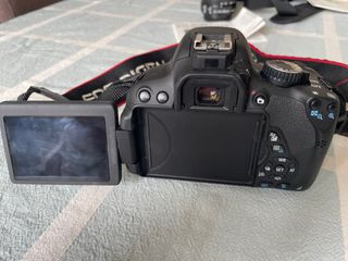 Canon EOS Rebel T4i / 650D Cámara DSLR