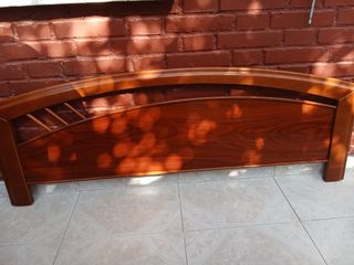 Cabecero de madera estilo curvo gratis / regalo 