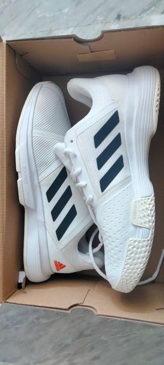 Zapatillas Adidas Court Jam Blancas