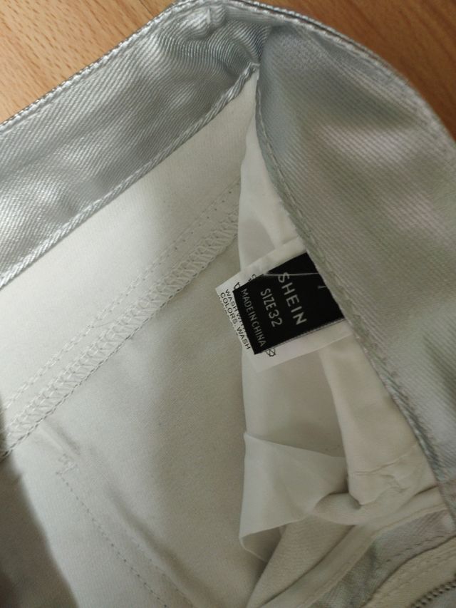 Pantalones plateados mujer