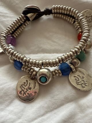 Pulsera Uno de 50 Plata con Abalorios