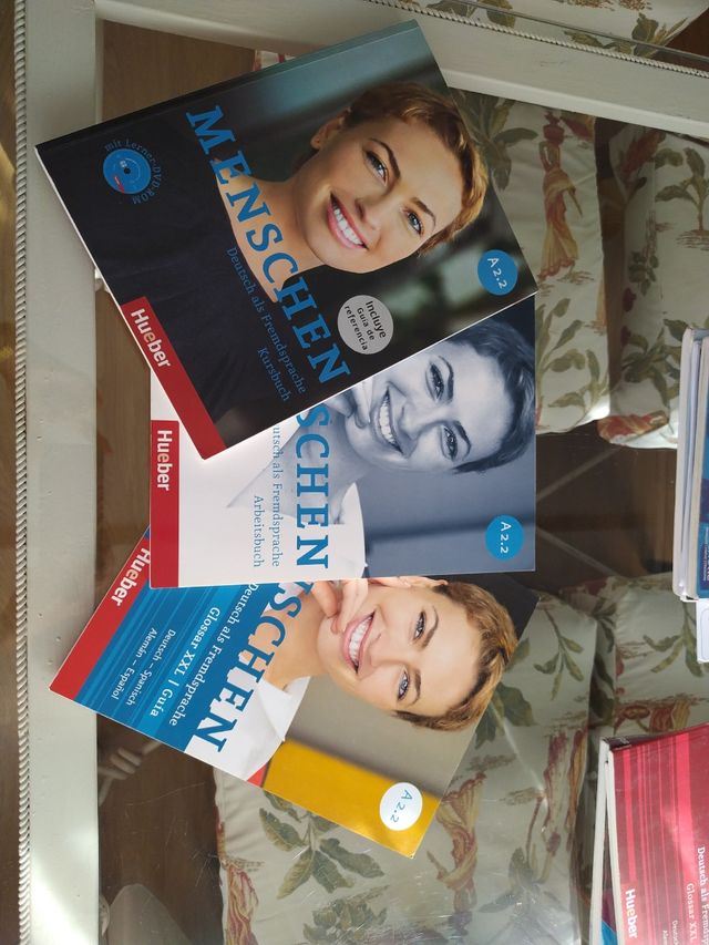 3 Libros Alemán A2.2 Hueber + CD + DVD