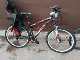 Bicicleta BH Spike con silla 