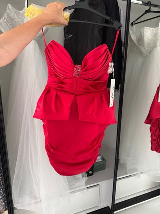Vestido rojo elegante