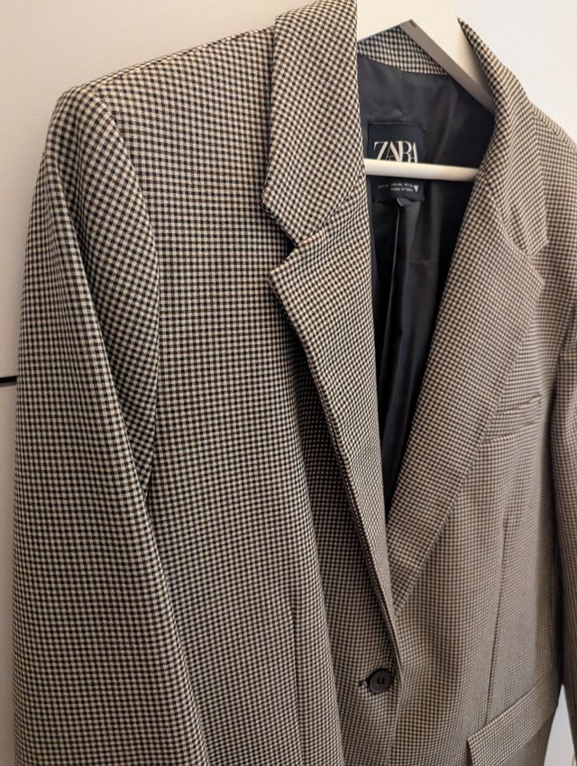 Blazer Zara Cuadros Beige Talla M