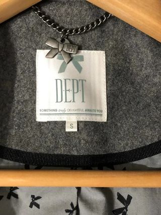 Abrigo gris Dept