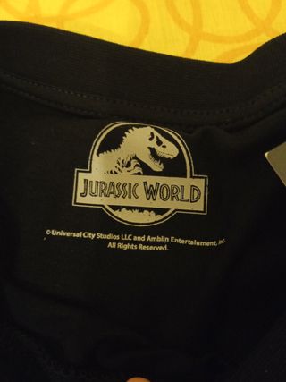 Camiseta Jurassic Park Raptors on Tour nueva