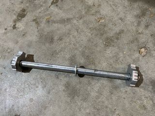 Eje trasero KTM Duke 125 y 390