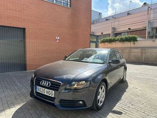 Audi A4 2.0 TDI AVANT MULTITRONIC 