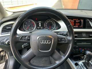Audi A4 2.0 TDI AVANT MULTITRONIC 