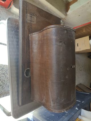 Máquina de coser muy antigua WERTHEIM
