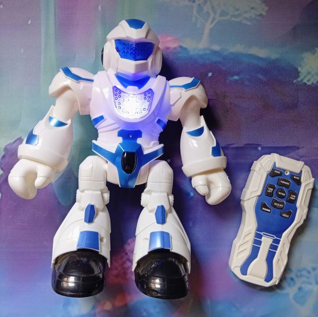 Robot de juguete azul con luces y música niños