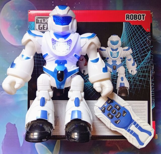 Robot de juguete azul con luces y música niños