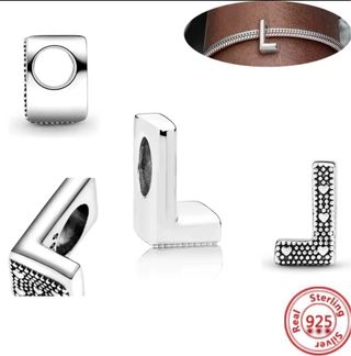 Charm Letra P Plata 925