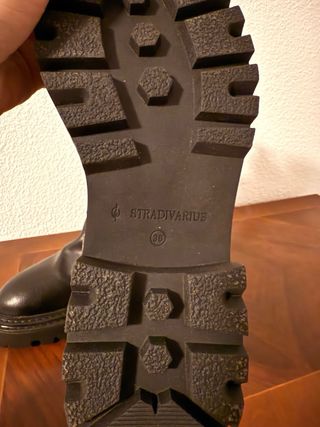 Botines negros Stradivarius talla 38