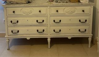 Conjunto Muebles: Mesitas, Cómoda y Cabecero