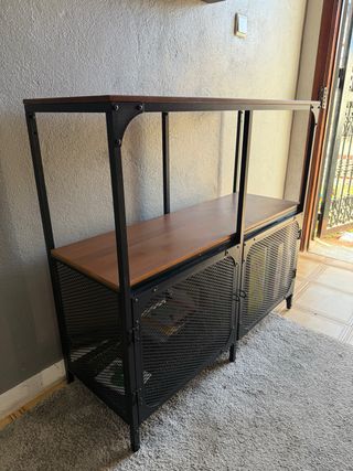 Mesa de entrada estilo industrial Ikea