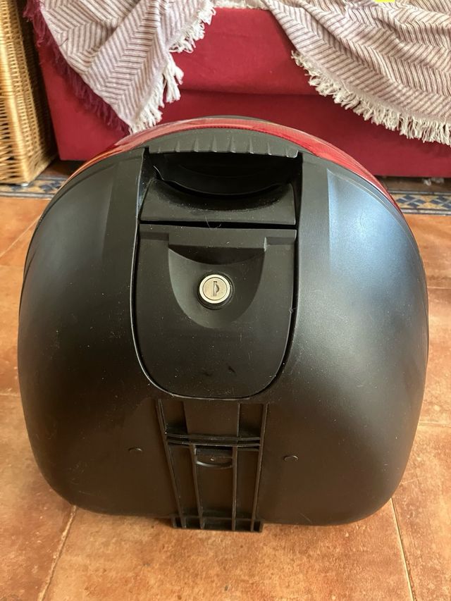 Maleta de moto SHAD negra y roja