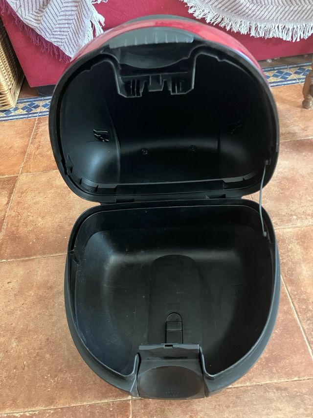 Maleta de moto SHAD negra y roja