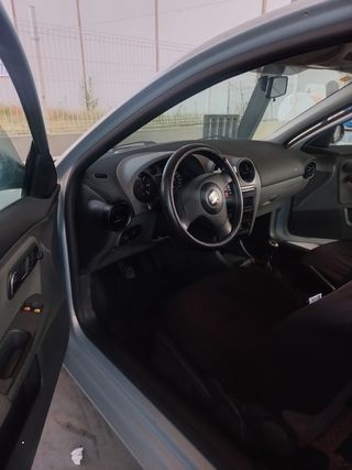 SEAT Ibiza 2003