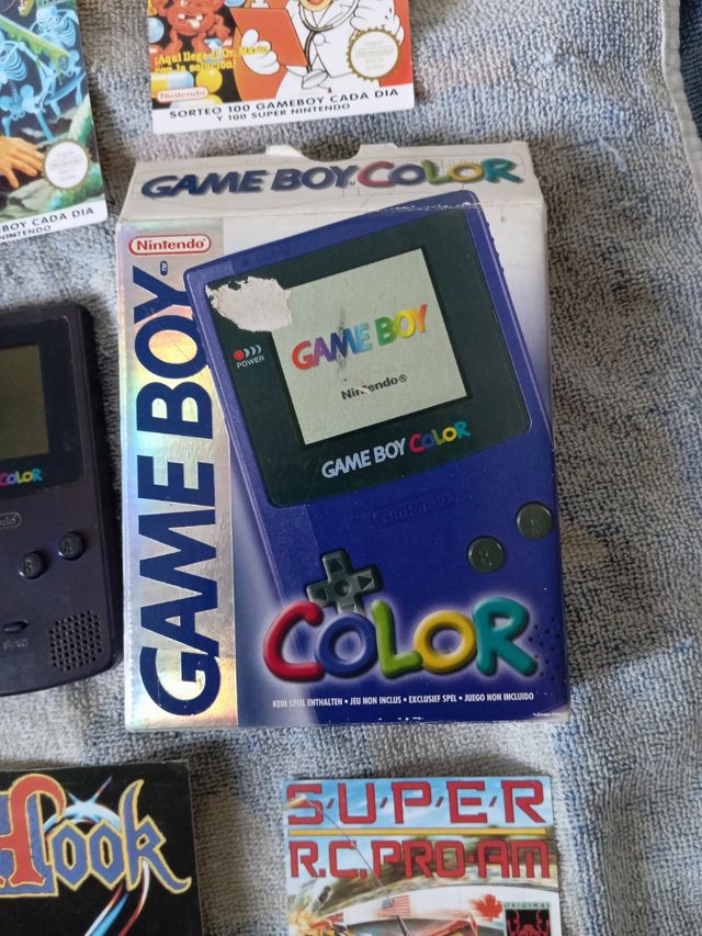 Nintendo Game Boy Color Morado