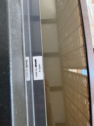 Máquina de escribir Olivetti Línea 98