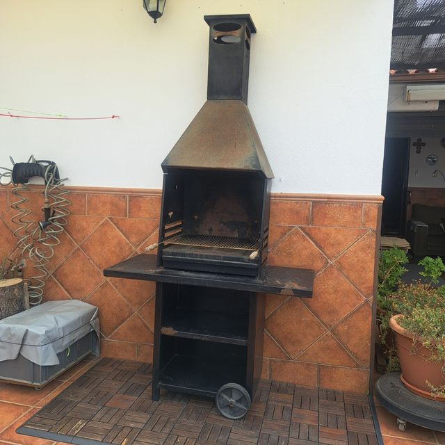 Barbacoa portátil negra