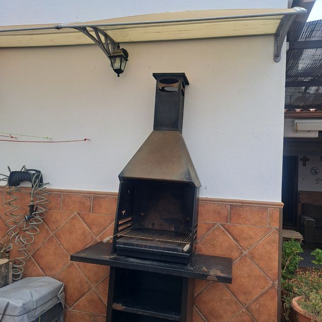 Barbacoa portátil negra