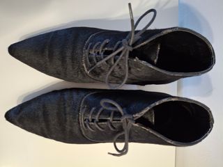 Botines de piel negros con cordones 