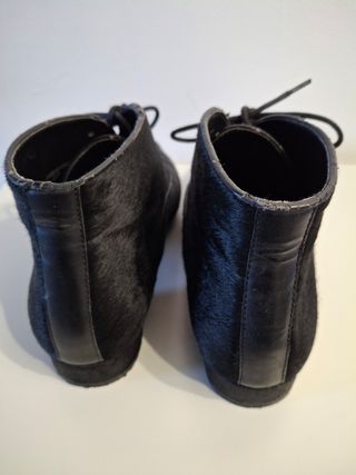 Botines de piel negros con cordones 