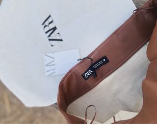 Falda lápiz Zara 