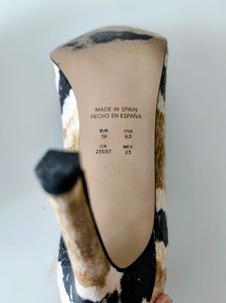 Zapatos de tacón estampados