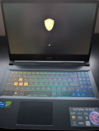 Portátil Gaming MSI Katana 15 Intel Core i7