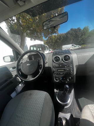 Ford Fusion 2003